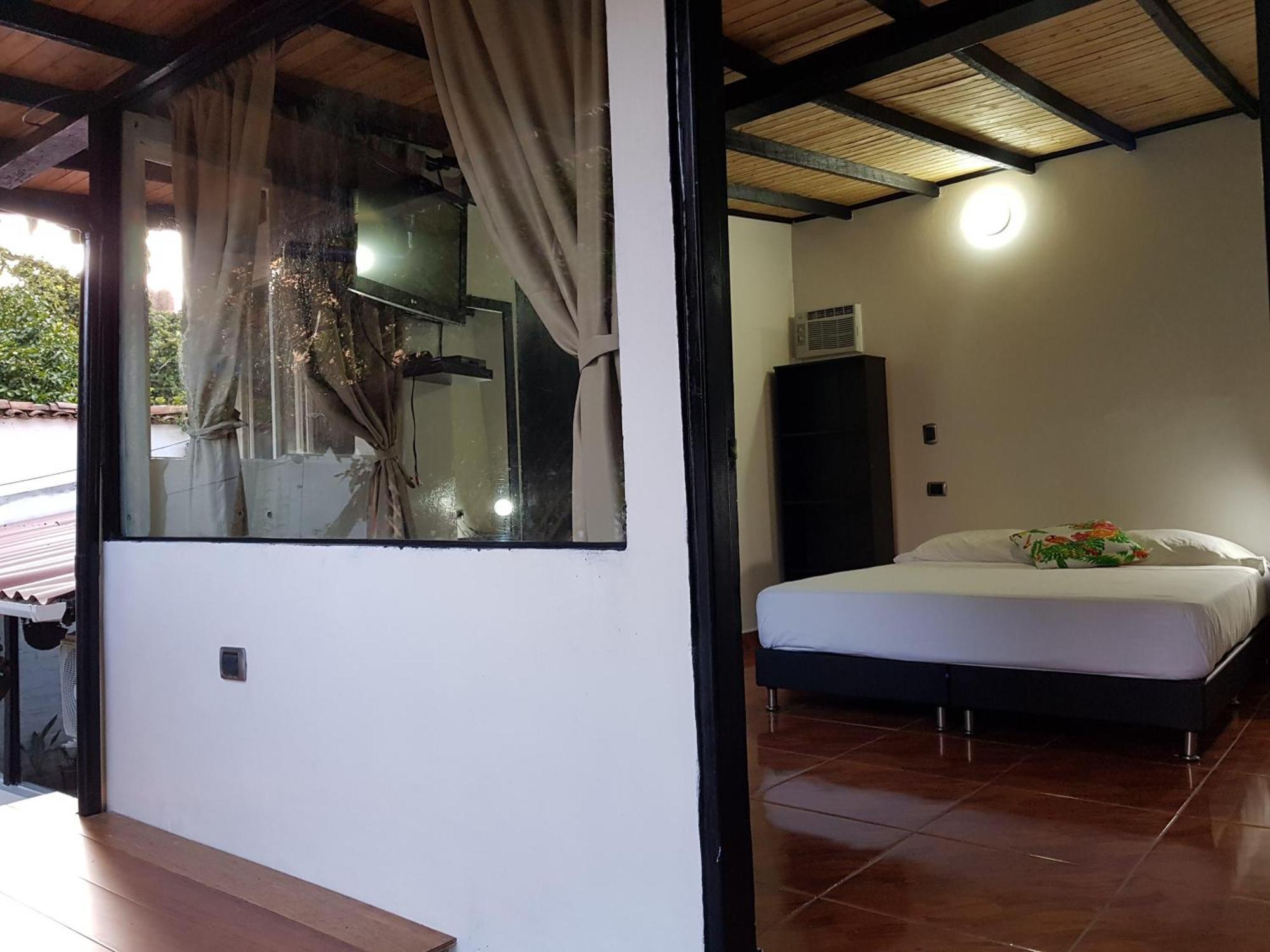 Hotel Premium Real ميديلين المظهر الخارجي الصورة