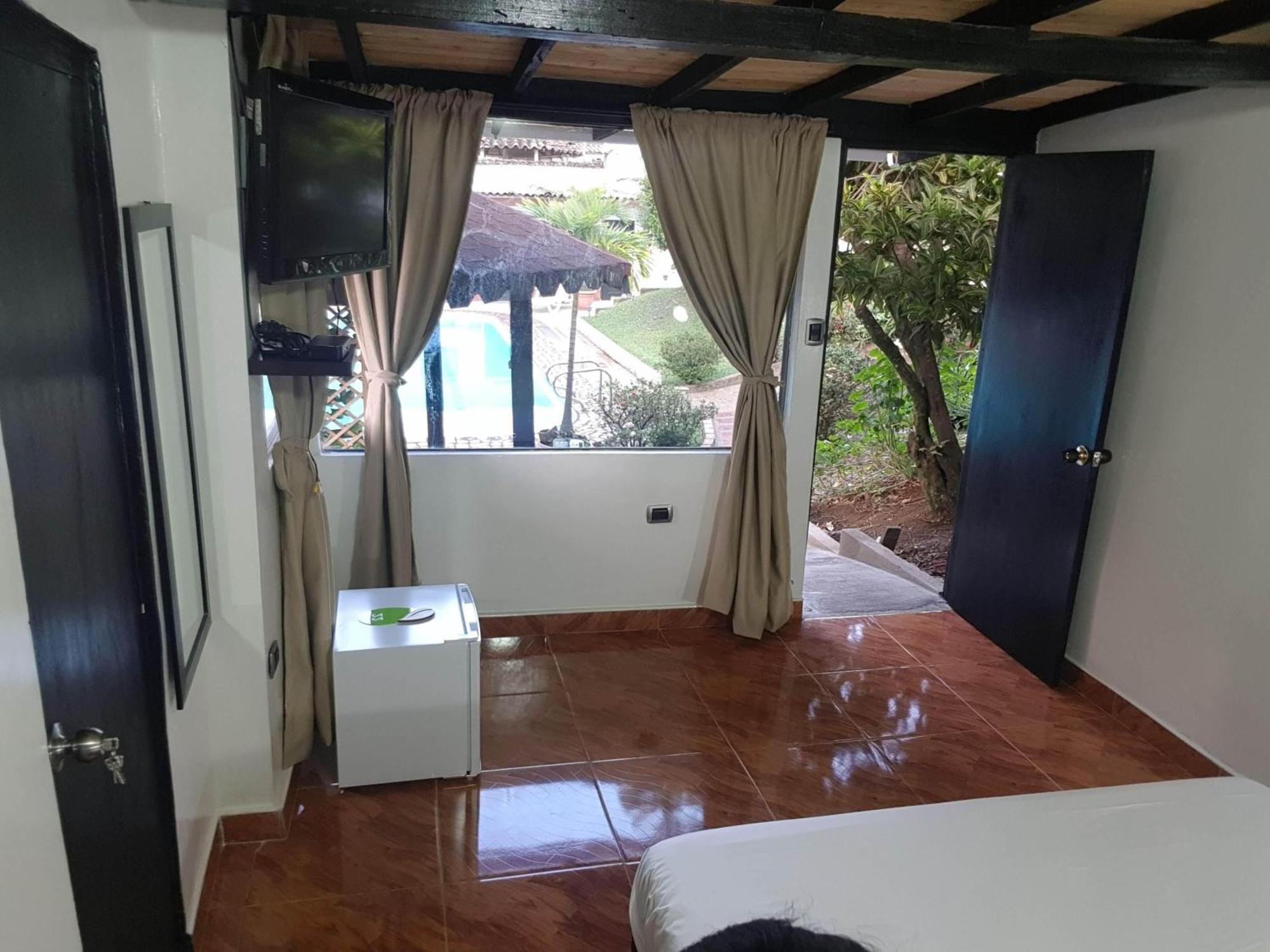 Hotel Premium Real ميديلين المظهر الخارجي الصورة