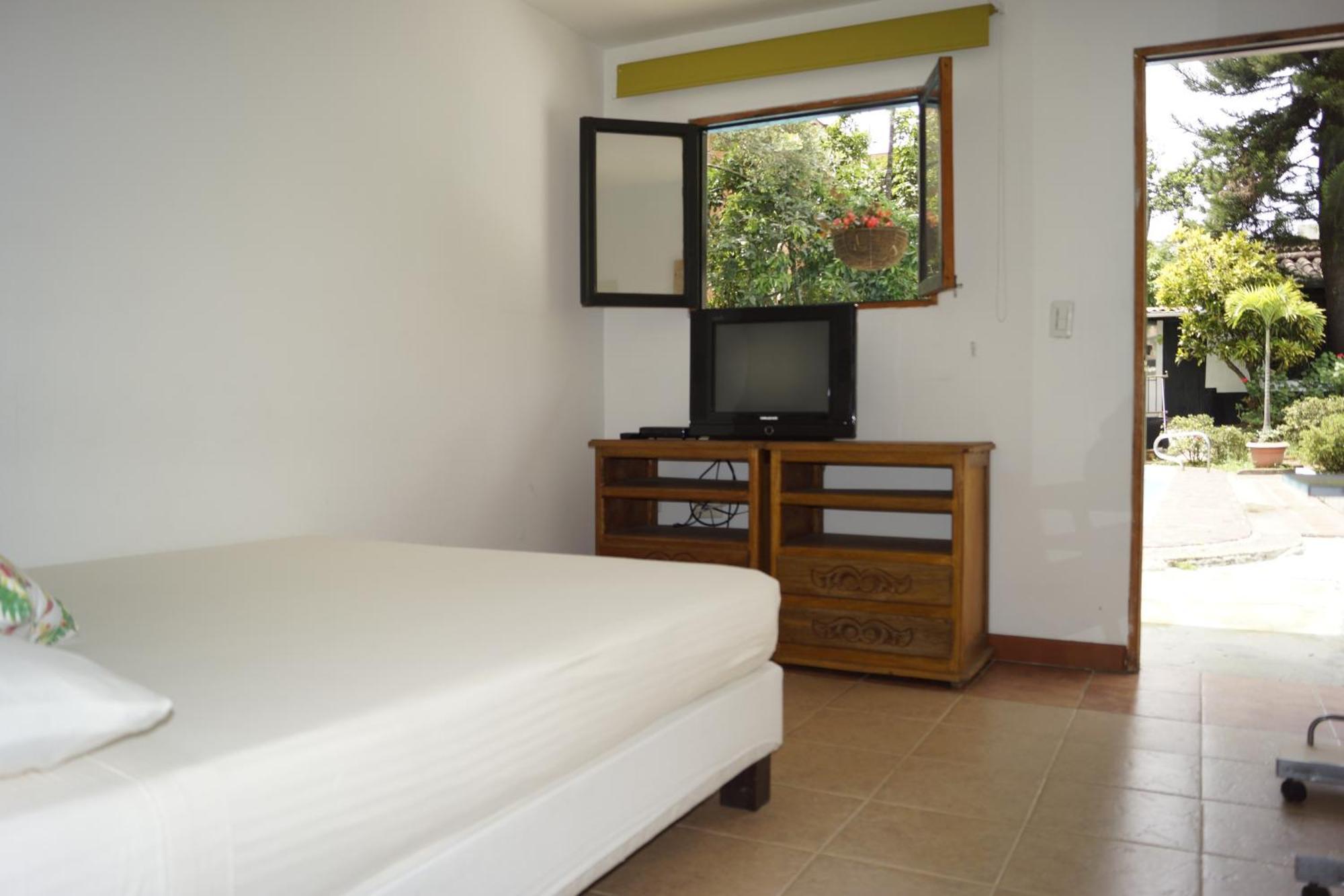 Hotel Premium Real ميديلين المظهر الخارجي الصورة