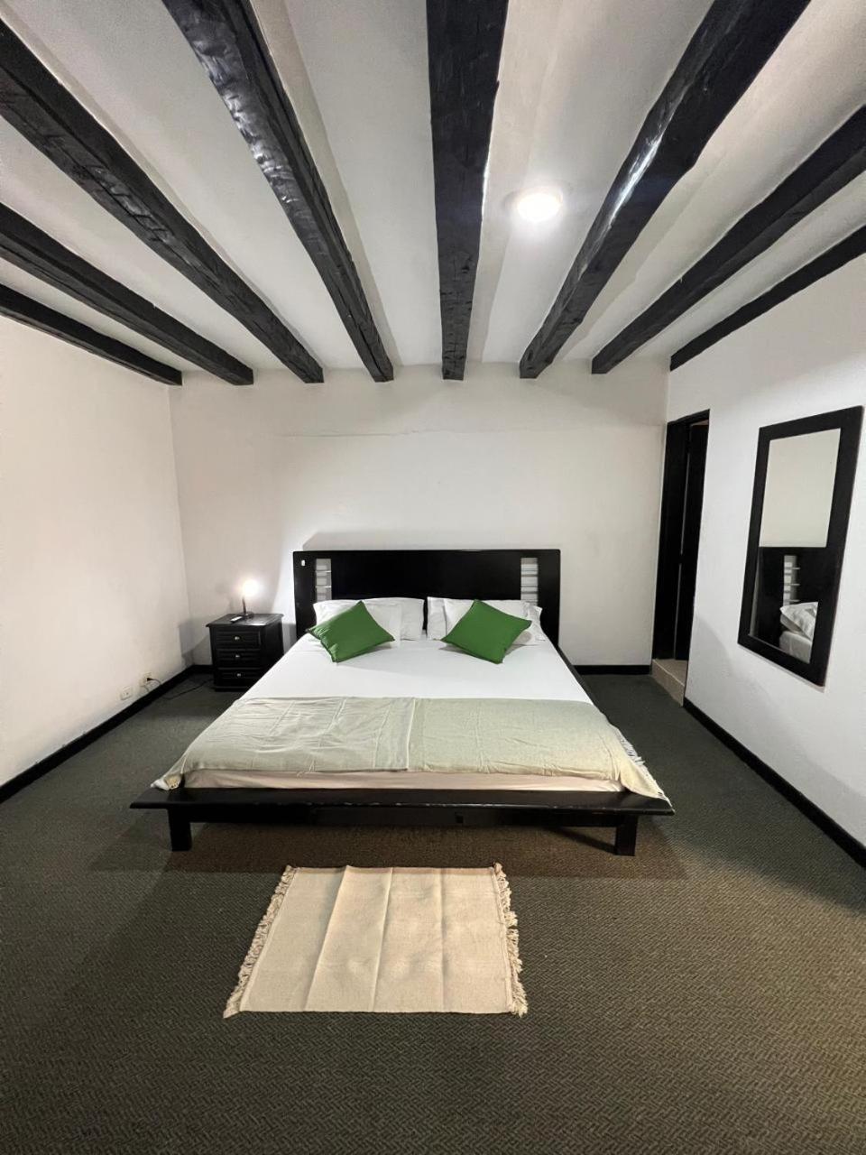 Hotel Premium Real ميديلين المظهر الخارجي الصورة