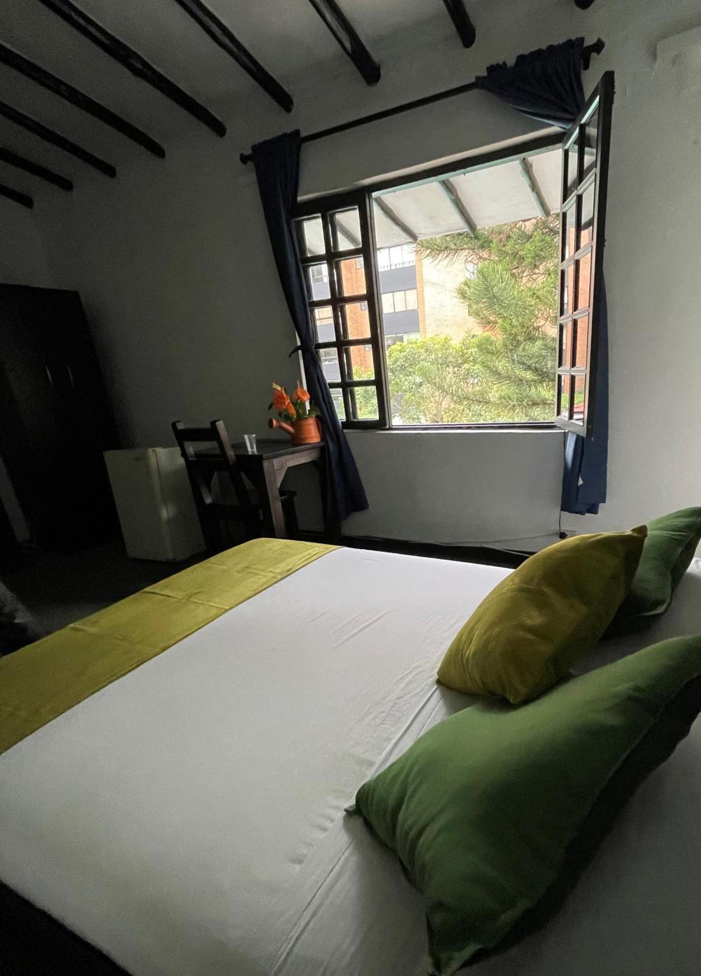Hotel Premium Real ميديلين المظهر الخارجي الصورة