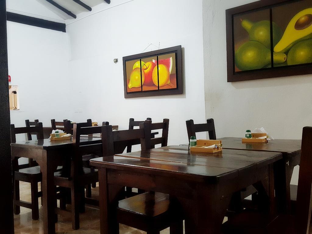 Hotel Premium Real ميديلين المظهر الخارجي الصورة